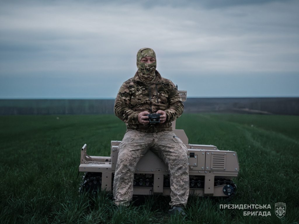 “Редлайн”: “Краще втратити один НРК, ніж ризикувати життями”